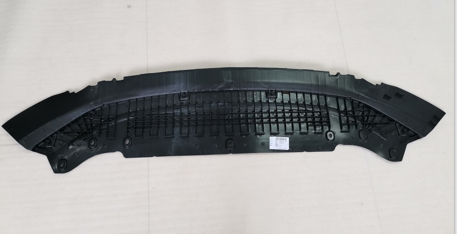 A6 C8 19 Front under bumper cover S-line